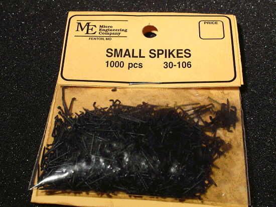 SMALL SPIKES 1/4