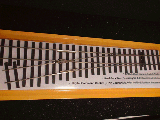 Micro- Engineering 14-453 On30 5 CODE 70 LH TURNOUT