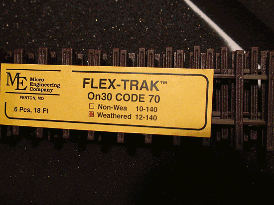 Micro- Engineering On30 12-140 (ON 2 1/2) WEATHERED CODE 70 